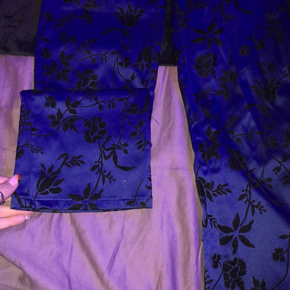Pants - Picture 2 of 3